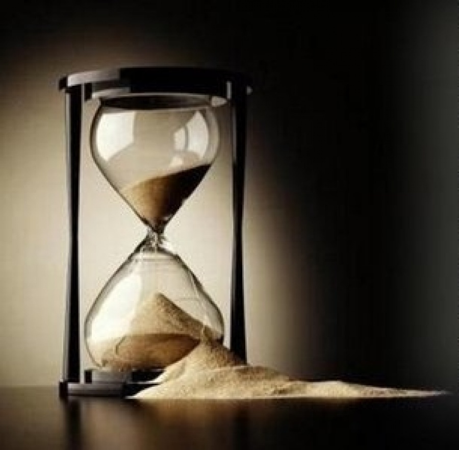 LA OBSOLESCENCIA DEL SER: ENTRE EL ESPECT&Aacute;CULO, EL ACTIVISMO Y LA DEPRESI&Oacute;N